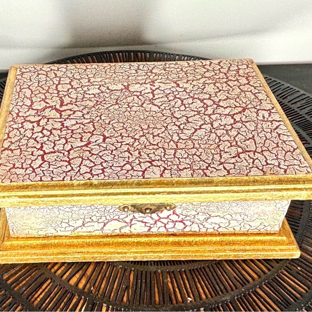 Small Trinket Box - Picture 3 of 7